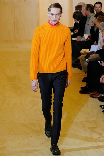 Look 34